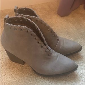 A pair of Matisse booties